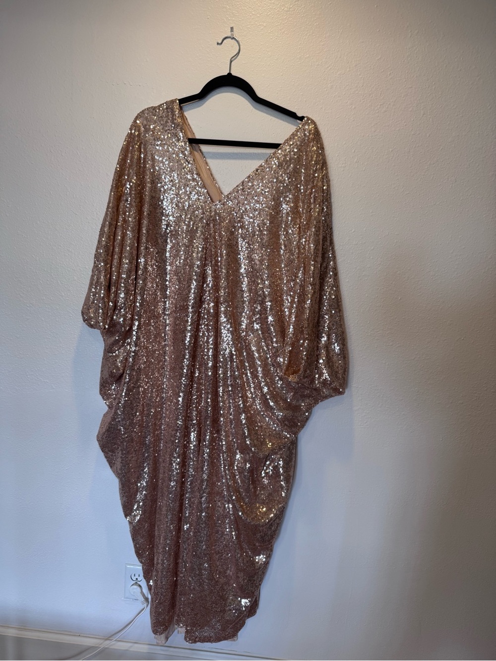 Jennafer Grace Sequin V-Neck Kaftan Dress in Rose Gold - Picture 4 of 9